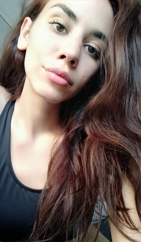 Foto di nudo di fuga di OnlyFans di Vera Kaludi