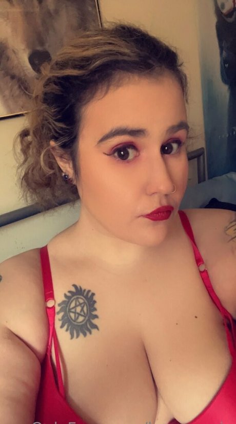 Foto di nudo di fuga di OnlyFans di Laurxmarie