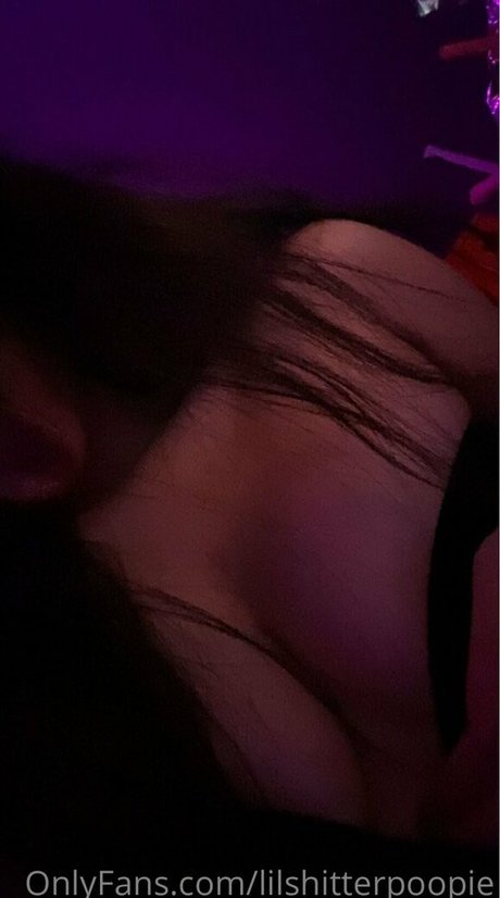 Foto di nudo di fuga di OnlyFans di Lilshitterpoopie