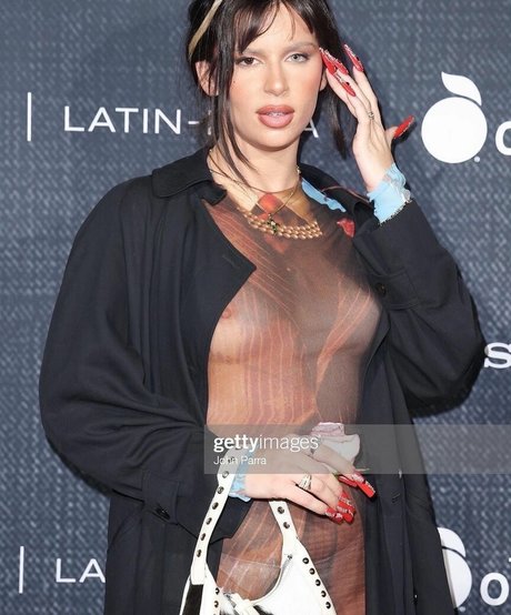 Nathy Peluso