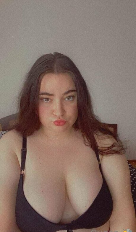 Foto di nudo di fuga di OnlyFans di Queenbitch1998