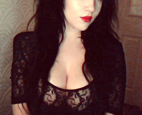 Foto di nudo di fuga di OnlyFans di Betty Dahmer