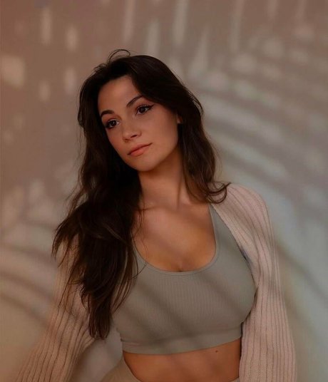 Foto di nudo di fuga di OnlyFans di Alexiarayeigshid