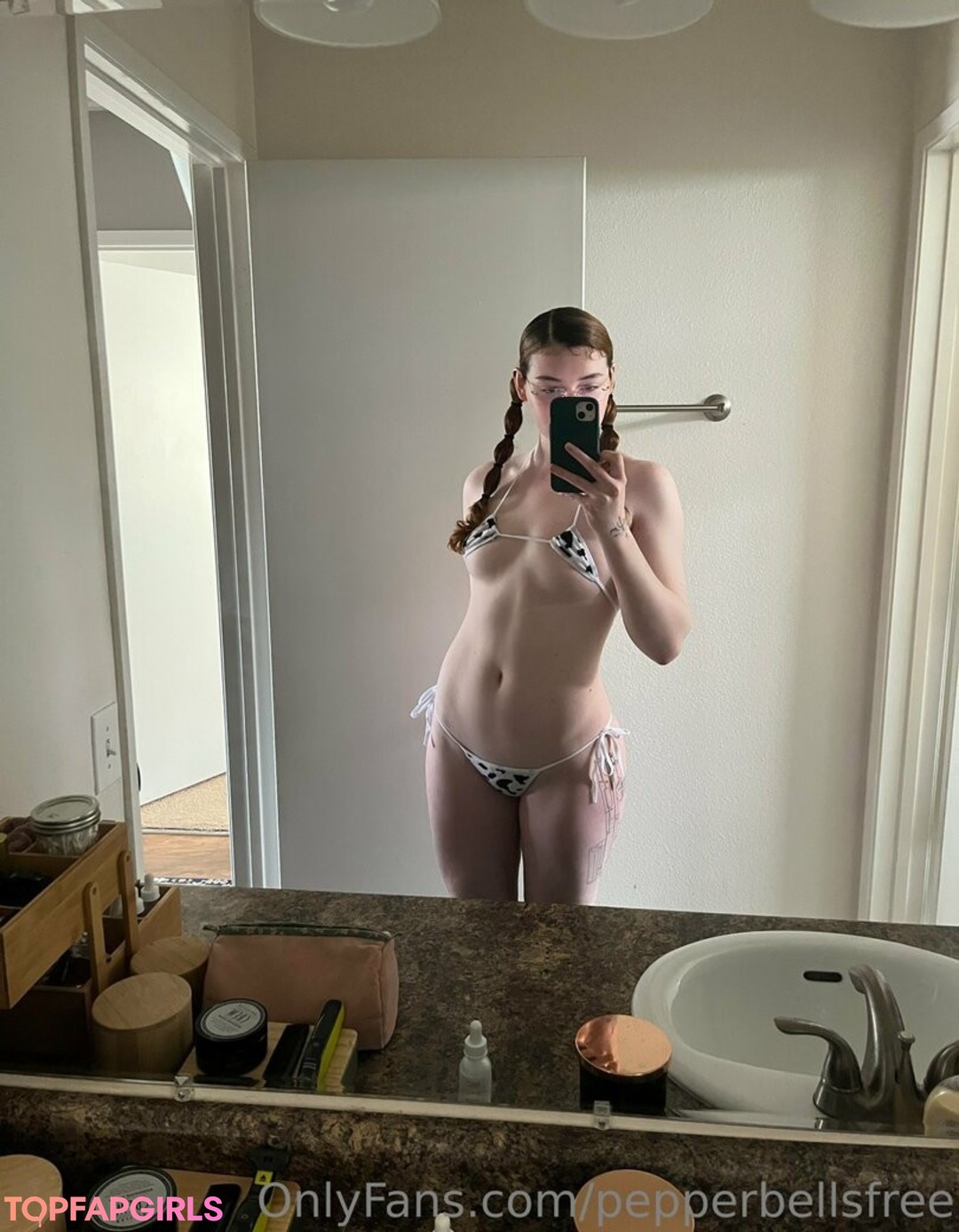 Foto di nudo di fuga di OnlyFans di Pepperbellsfree #14 Foto di nudo di fuga di OnlyFans di Pepperbellsfree #14