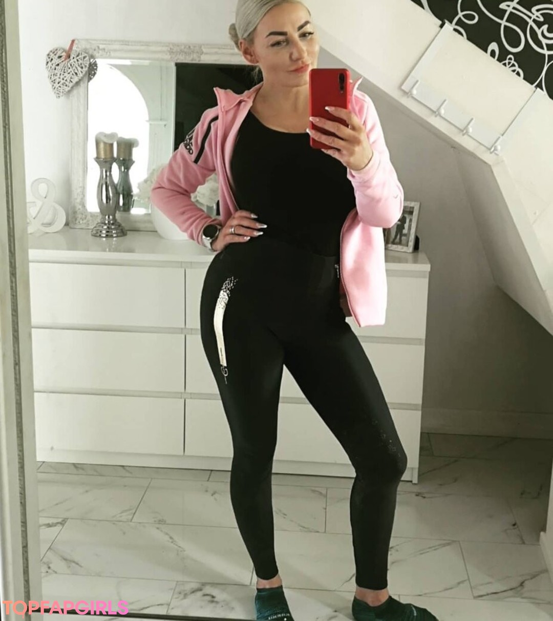 Foto di nudo di fuga di OnlyFans di Marika Fingerroos #8 Foto di nudo di fuga di OnlyFans di Marika Fingerroos #8