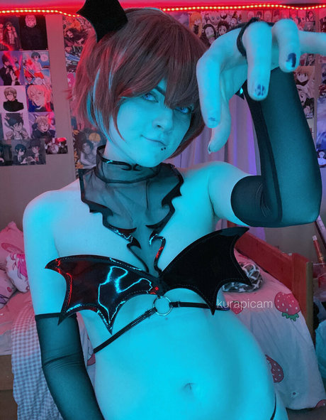 Foto di nudo di fuga di OnlyFans di Kurapicam