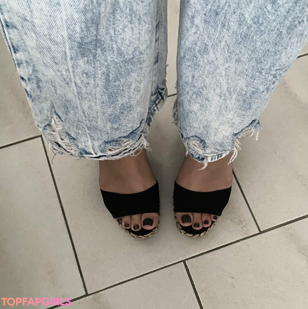 Foto di nudo di fuga di OnlyFans di Princessxkittie #2 Foto di nudo di fuga di OnlyFans di Princessxkittie #2