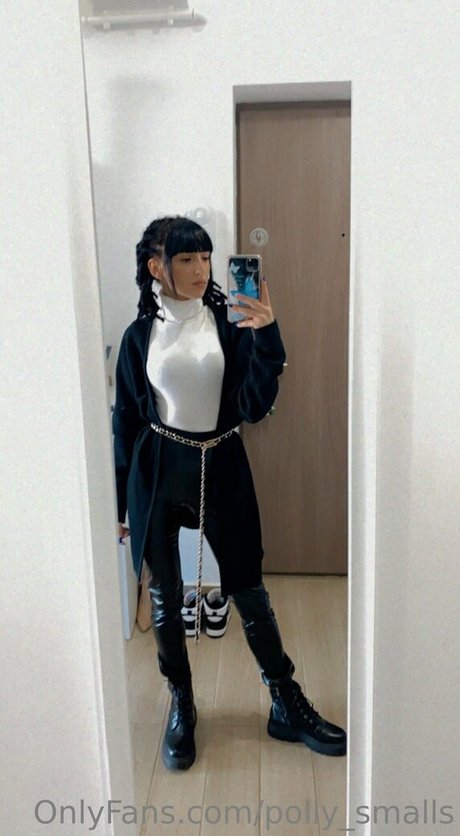 Foto di nudo di fuga di OnlyFans di Pollysmalls