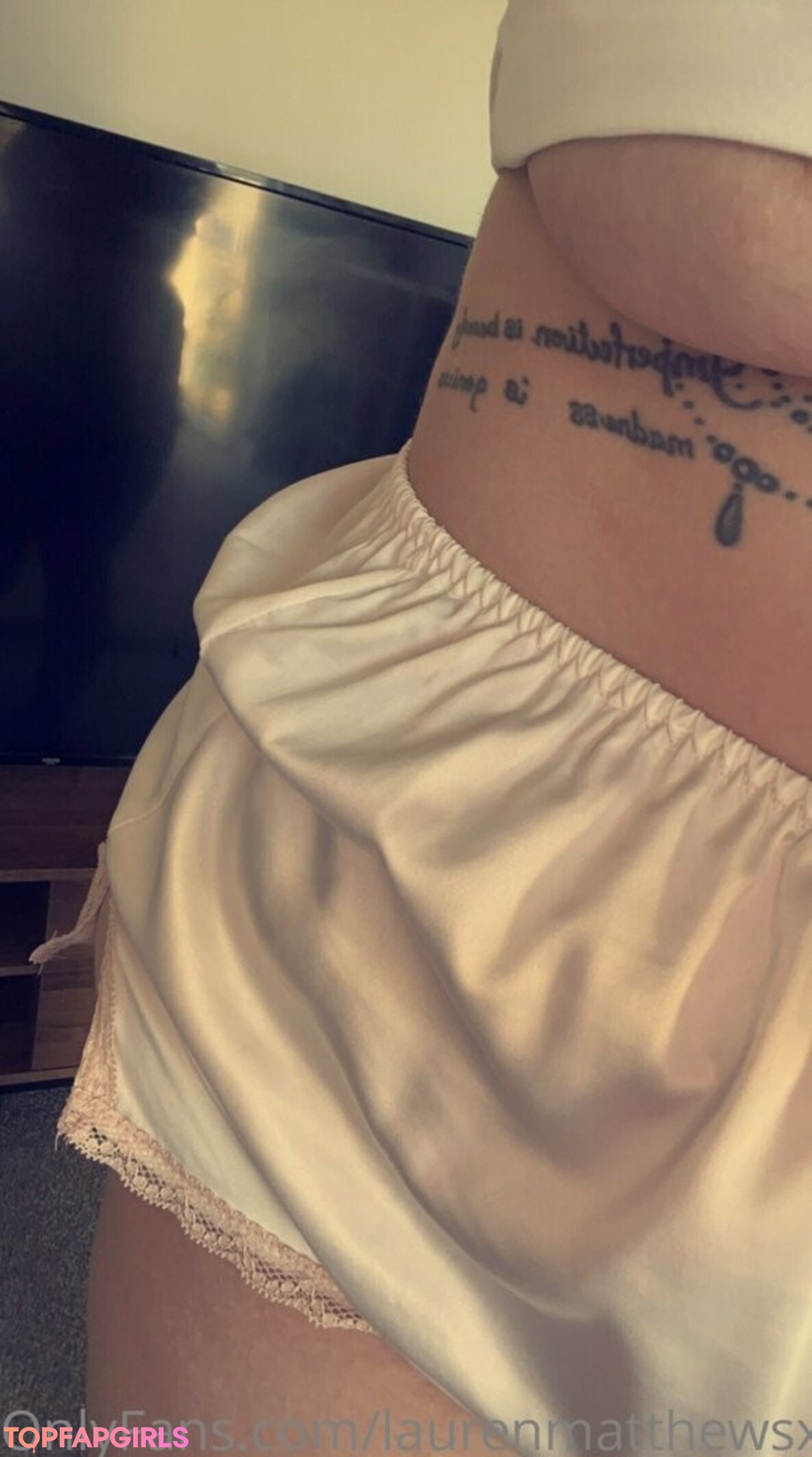 Foto di nudo di fuga di OnlyFans di Laurenmatthewsx #3 Foto di nudo di fuga di OnlyFans di Laurenmatthewsx #3