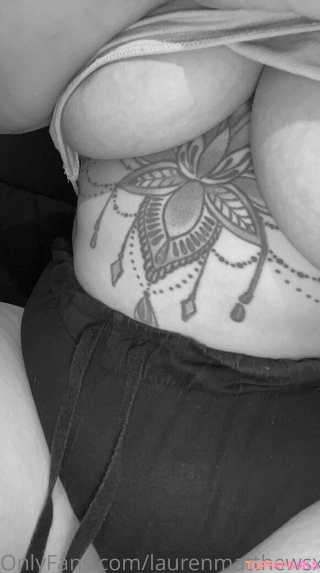 Foto di nudo di fuga di OnlyFans di Laurenmatthewsx #5 Foto di nudo di fuga di OnlyFans di Laurenmatthewsx #5