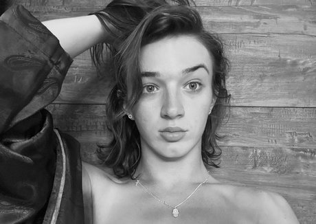 Foto di nudo di fuga di OnlyFans di Stellasamore