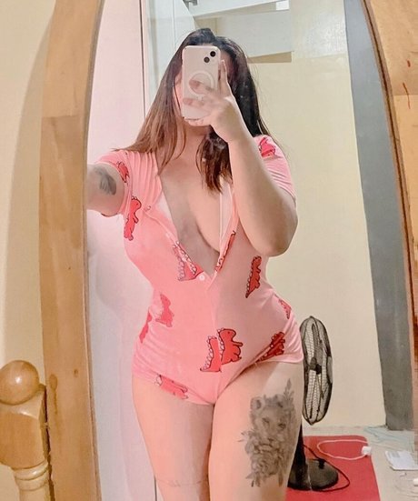 Foto di nudo di fuga di OnlyFans di Ara Belle
