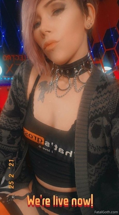 Foto di nudo di fuga di OnlyFans di Fatalgothfree