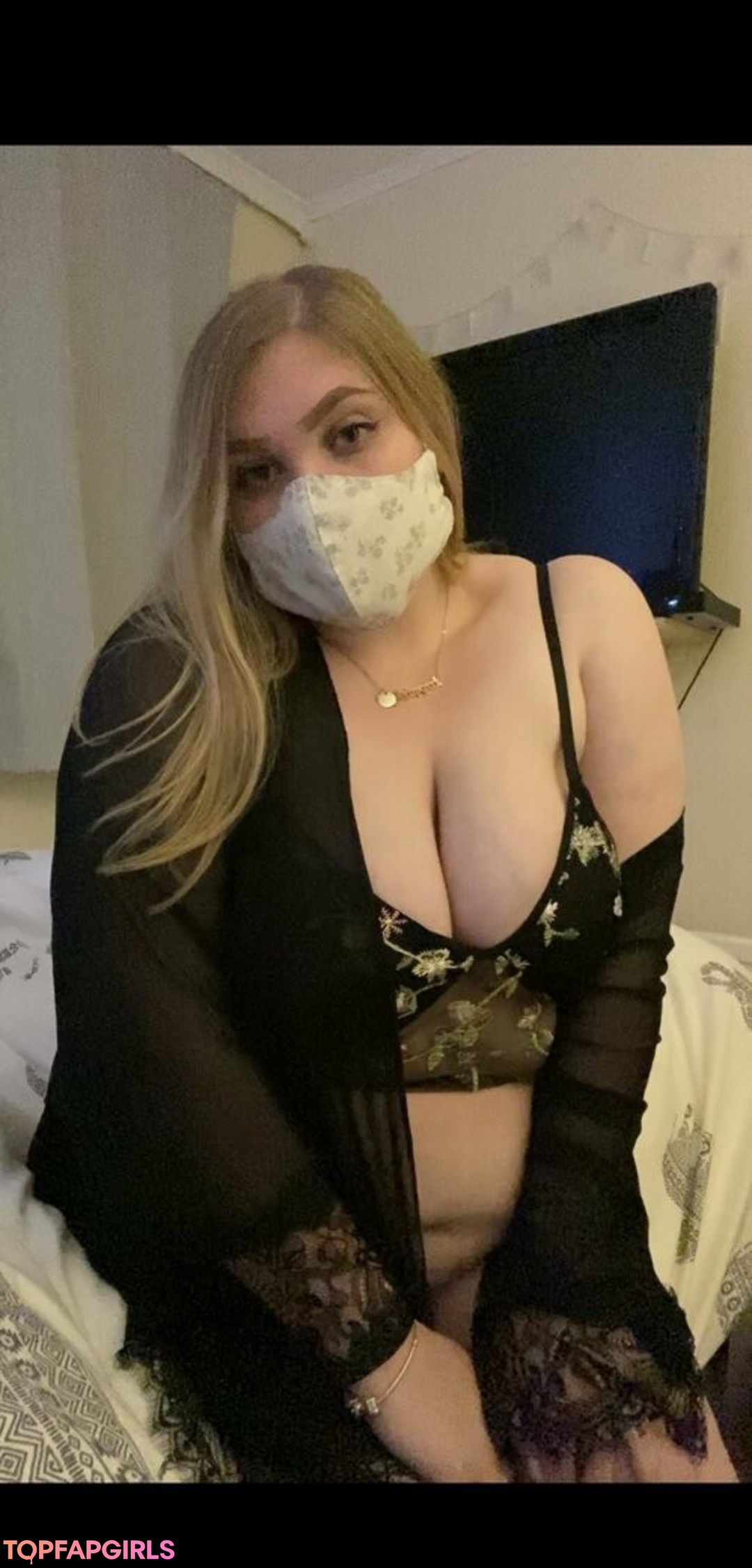 Foto di nudo di fuga di OnlyFans di Pr1ncessgl1tter #38 Foto di nudo di fuga di OnlyFans di Pr1ncessgl1tter #38