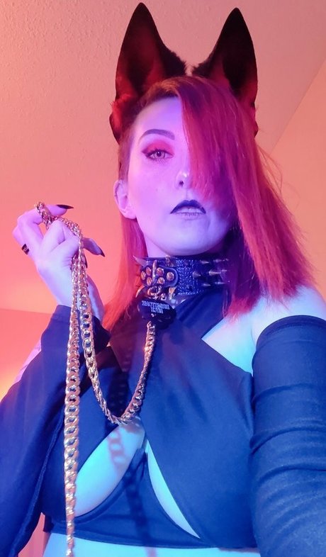 Foto di nudo di fuga di OnlyFans di Majestyredqueen