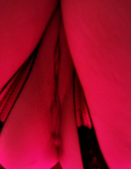 Foto di nudo di fuga di OnlyFans di Suskivonsweethoneylove