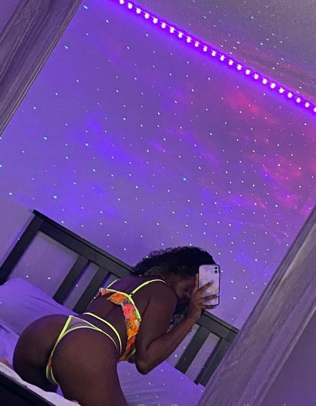 Foto di nudo di fuga di OnlyFans di Lunaioxo