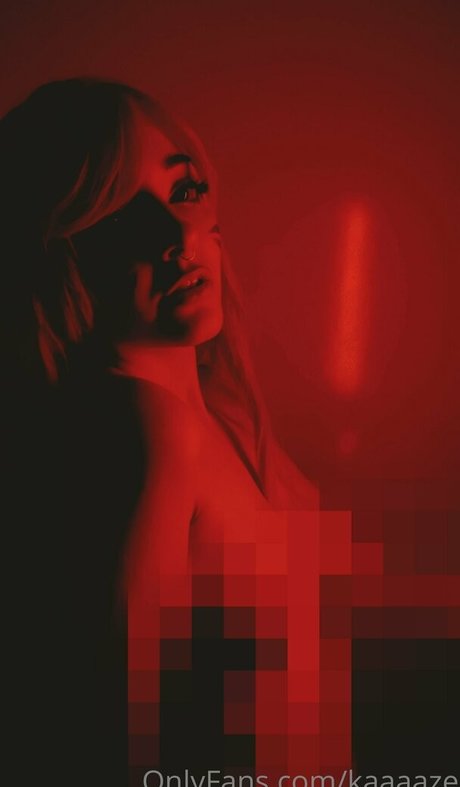 Foto di nudo di fuga di OnlyFans di Kaaaaze