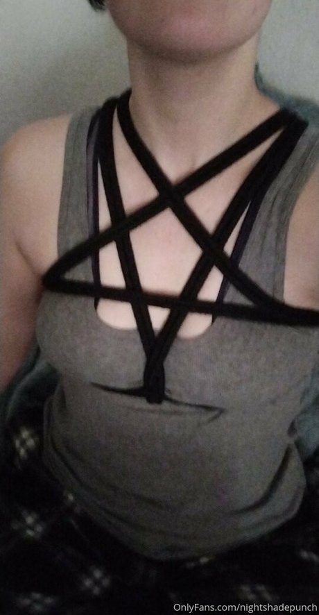 Foto di nudo di fuga di OnlyFans di Nightshadepunch