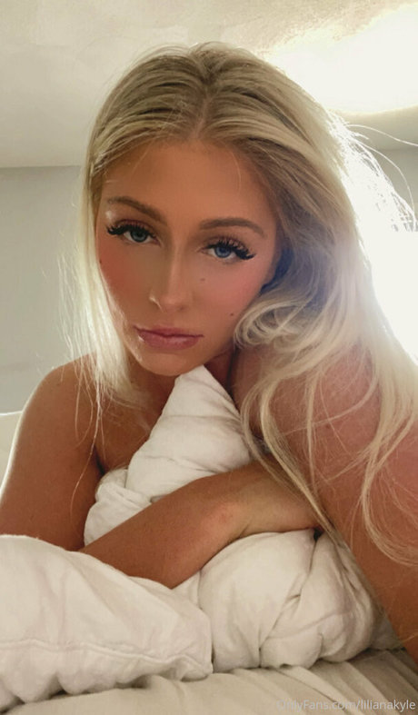 Foto di nudo di fuga di OnlyFans di Lilianakyle