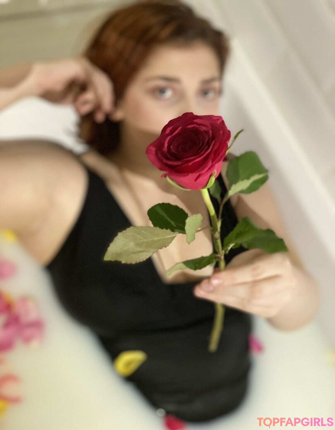 Foto di nudo di fuga di OnlyFans di Lifeofnessavip #7 Foto di nudo di fuga di OnlyFans di Lifeofnessavip #7
