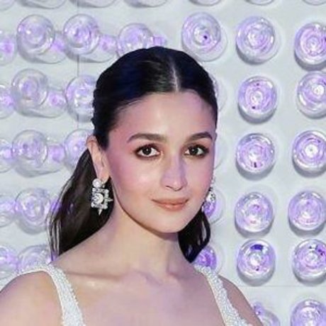 Foto di nudo di fuga di OnlyFans di Alia Bhatt