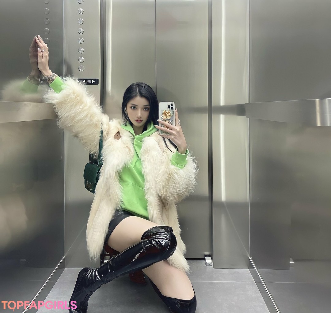 Foto di nudo di fuga di OnlyFans di Kiligkira #14 Foto di nudo di fuga di OnlyFans di Kiligkira #14