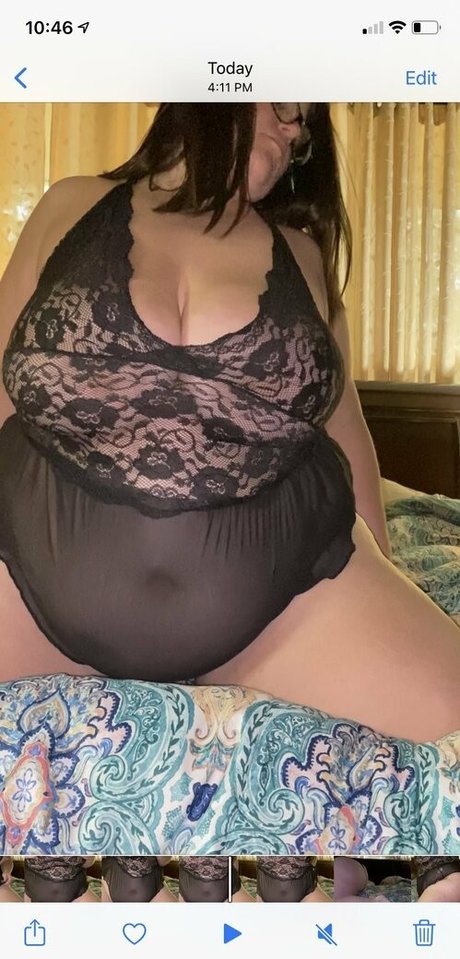 Foto di nudo di fuga di OnlyFans di Peachesaqueen
