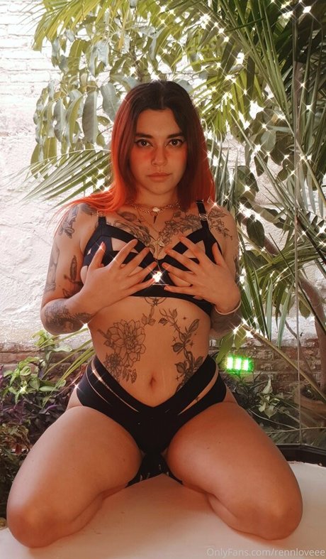 Foto di nudo di fuga di OnlyFans di Rennloveee