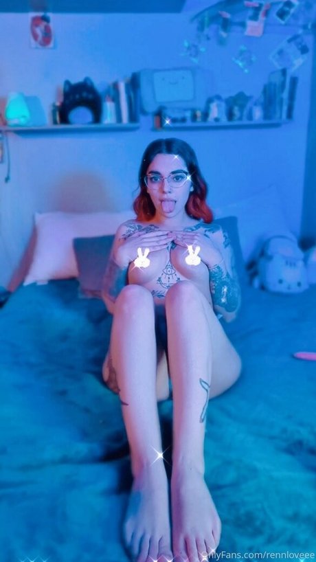 Foto di nudo di fuga di OnlyFans di Rennloveee