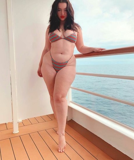 Foto di nudo di fuga di OnlyFans di Kellee Moran