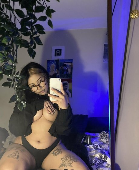 Foto di nudo di fuga di OnlyFans di Femmedemon