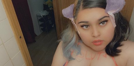 Foto di nudo di fuga di OnlyFans di Ahegaokiri