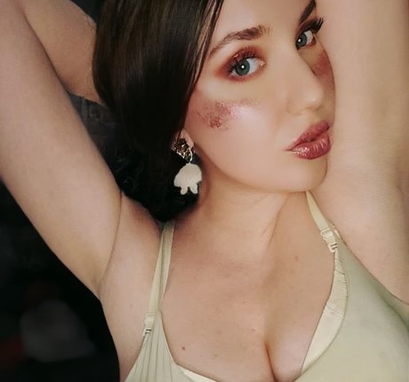 Foto di nudo di fuga di OnlyFans di Mymillionway