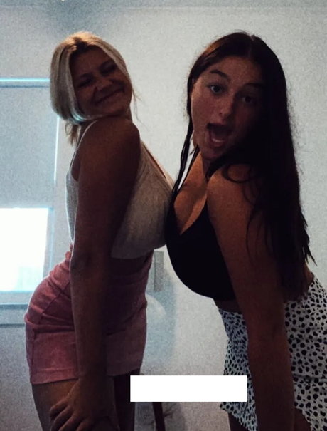 Foto di nudo di fuga di OnlyFans di Nicolette