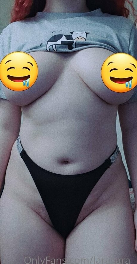 Foto di nudo di fuga di OnlyFans di Laracara