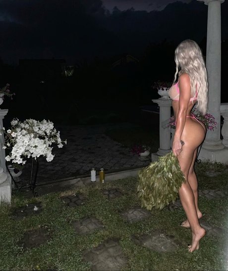 Foto di nudo di fuga di OnlyFans di Kate Kirienko