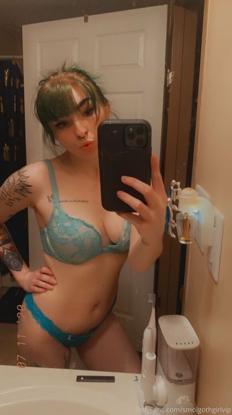 Smolgothgirlvip