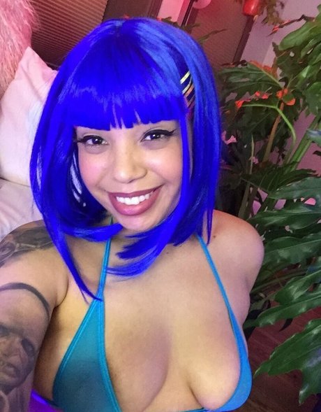 Foto di nudo di fuga di OnlyFans di Leilacherryfree