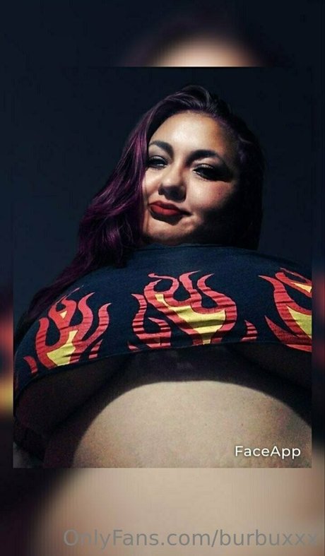 Foto di nudo di fuga di OnlyFans di Burbuxxx