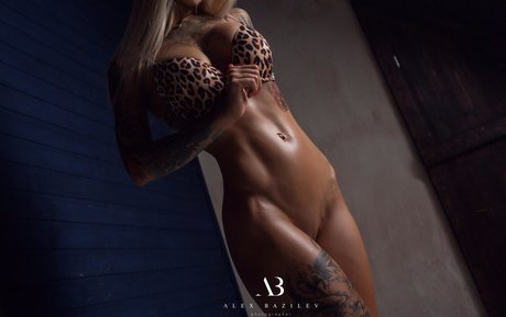 Foto di nudo di fuga di OnlyFans di Viksi