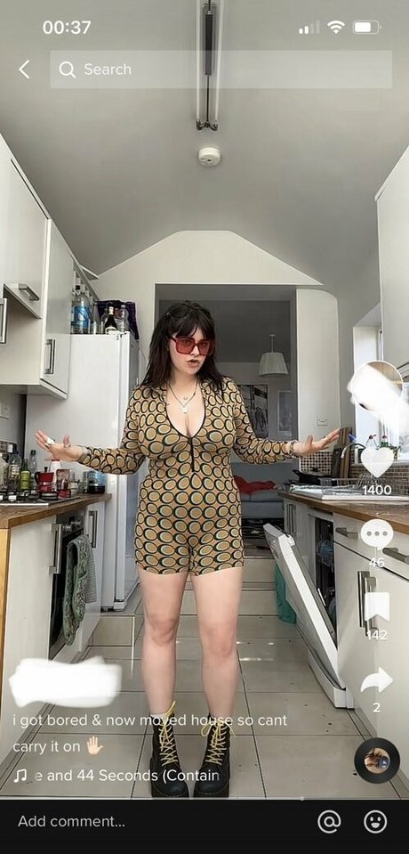 Foto di nudo di fuga di OnlyFans di Charlotte A