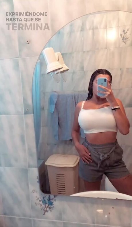 Foto di nudo di fuga di OnlyFans di Anna Romero