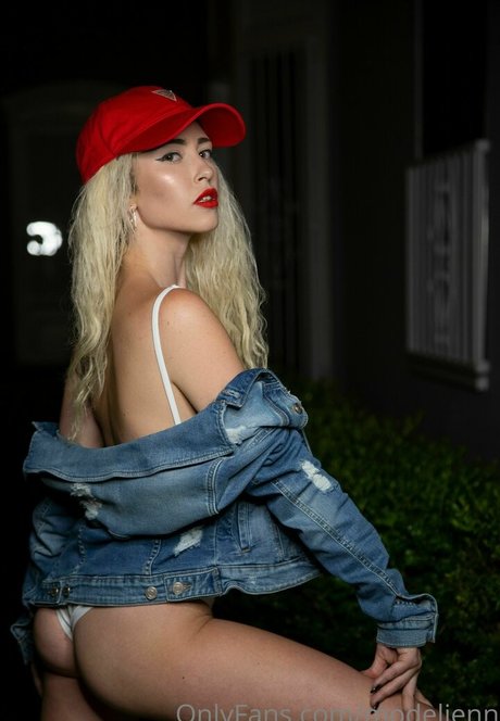 Modeljenn