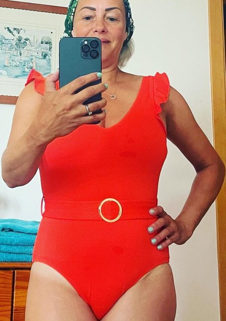 Foto di nudo di fuga di OnlyFans di Sarah Cawood