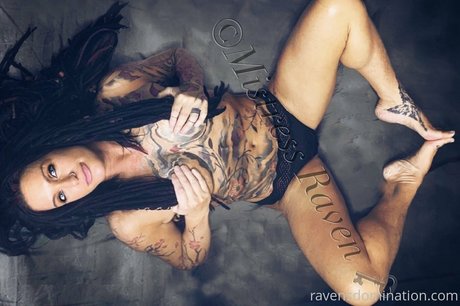 Foto di nudo di fuga di OnlyFans di Immistressraven