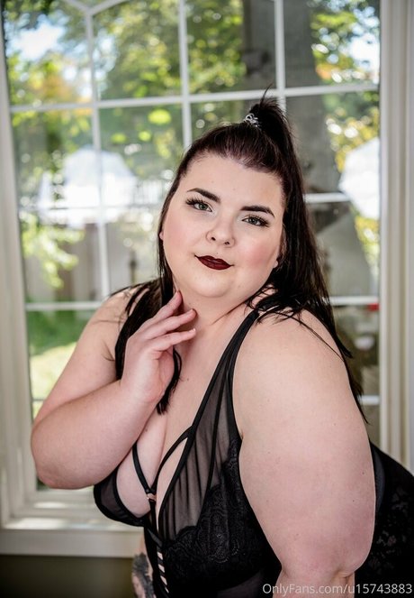 Foto di nudo di fuga di OnlyFans di Maisonfoxqueen