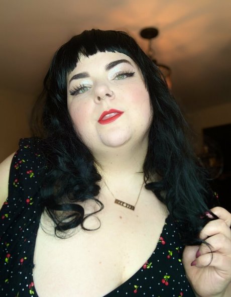 Foto di nudo di fuga di OnlyFans di Maisonfoxqueen