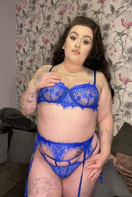 Foto di nudo di fuga di OnlyFans di Privtara69