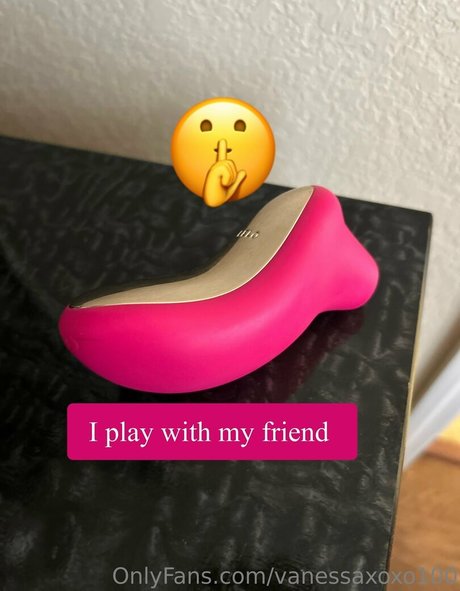 Foto di nudo di fuga di OnlyFans di Vanessaxoxo100